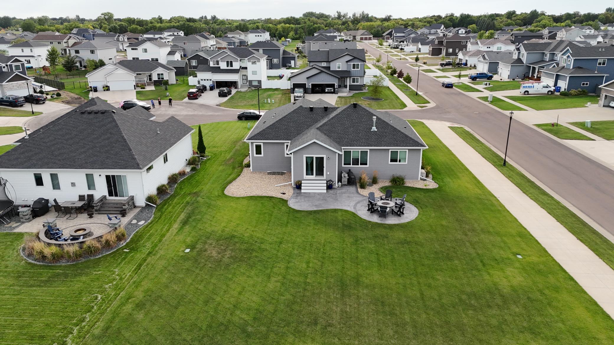 2017 single family home for sale at 6464 59th Avenue S in Fargo, ND — 5 bed, 3 bath (photo 53 of 54)