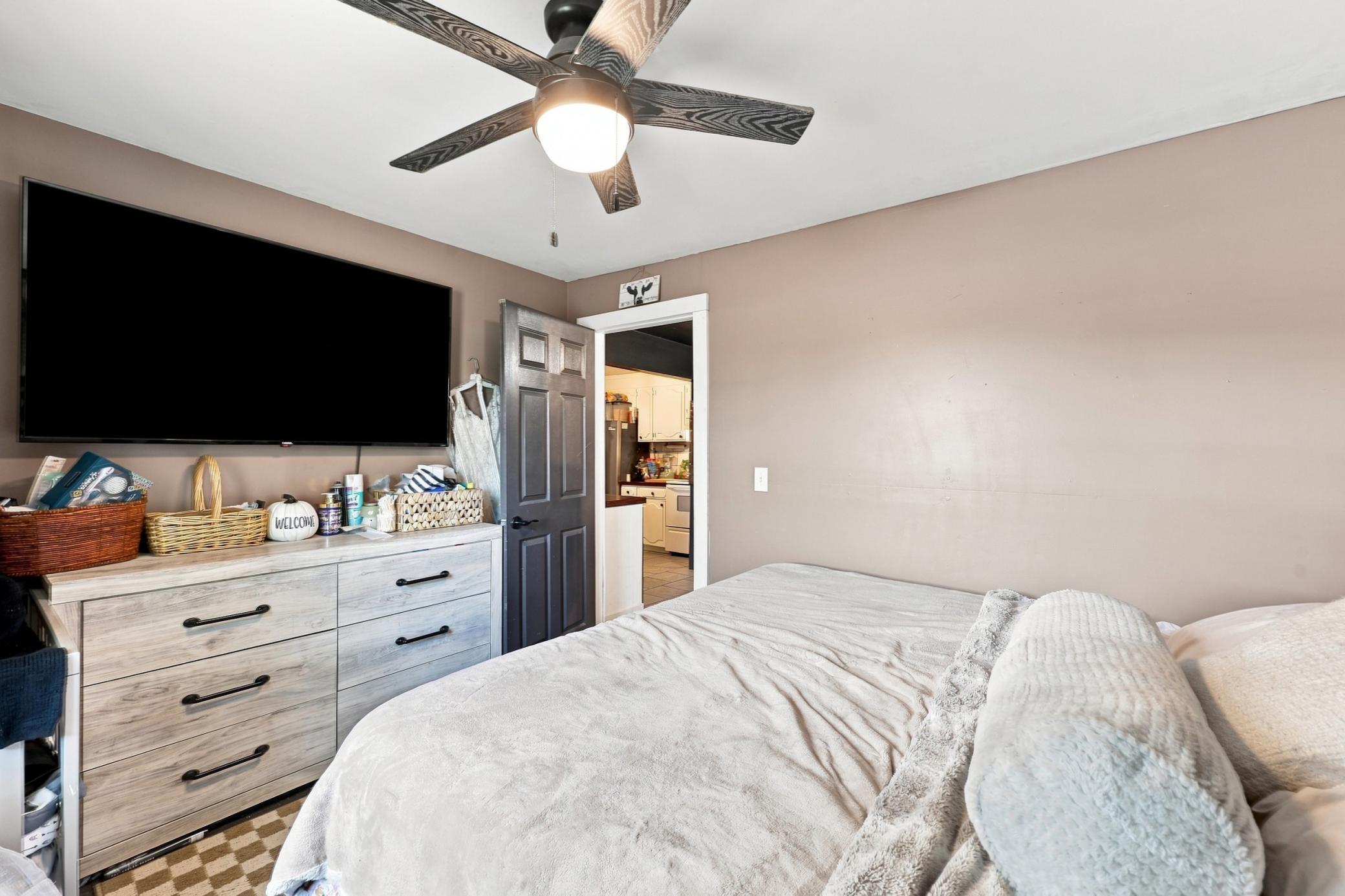 1965 single family home for sale at 45881 County Highway 21 in Barnesville, MN — 3 bed, 1 bath (photo 14 of 24)
