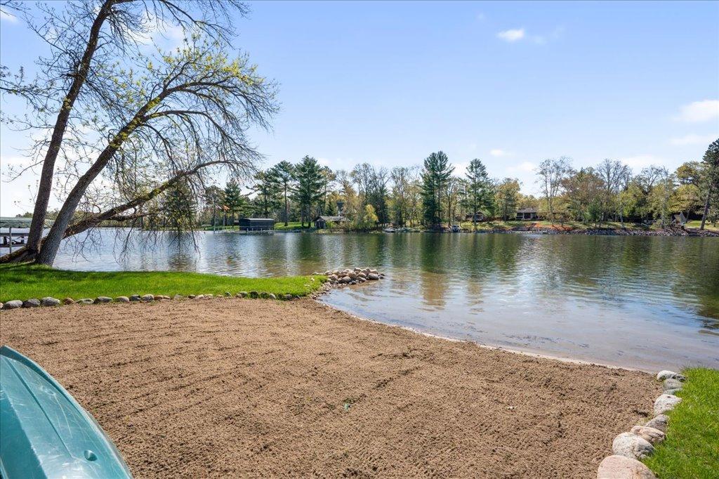 1969 single family home for sale at 12388 Brookwood Circle in Crosslake, MN — 3 bed, 2 bath (photo 4 of 55)