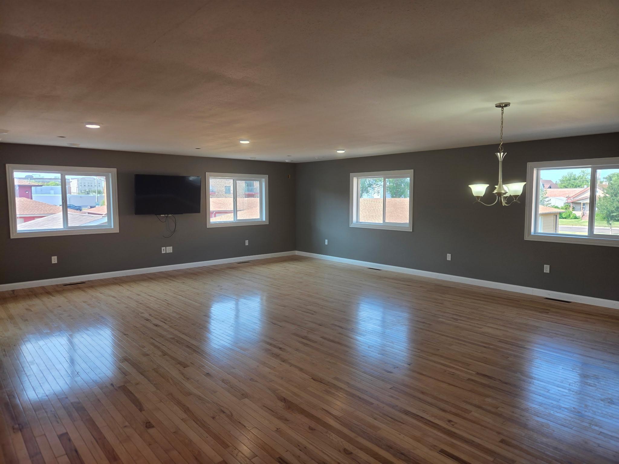 2010 single family home for sale at 311 4th Avenue N in Wahpeton, ND — 2 bed, 2 bath (photo 16 of 25)