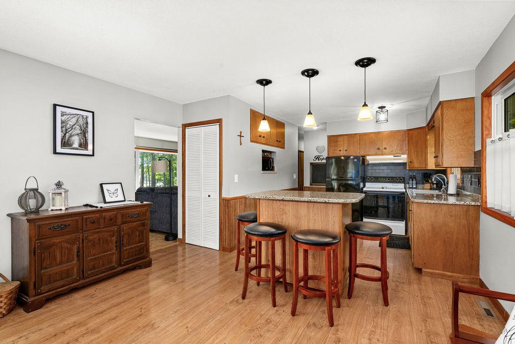 1955 single family home for sale at 29969 Sunny Beach Road in Grand Rapids, MN — 4 bed, 2 bath (photo 14 of 58)