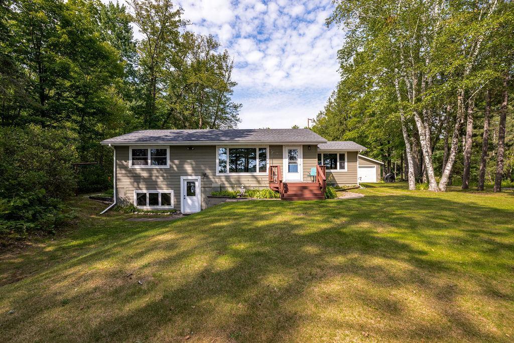 1955 single family home for sale at 29969 Sunny Beach Road in Grand Rapids, MN — 4 bed, 2 bath (photo 3 of 58)