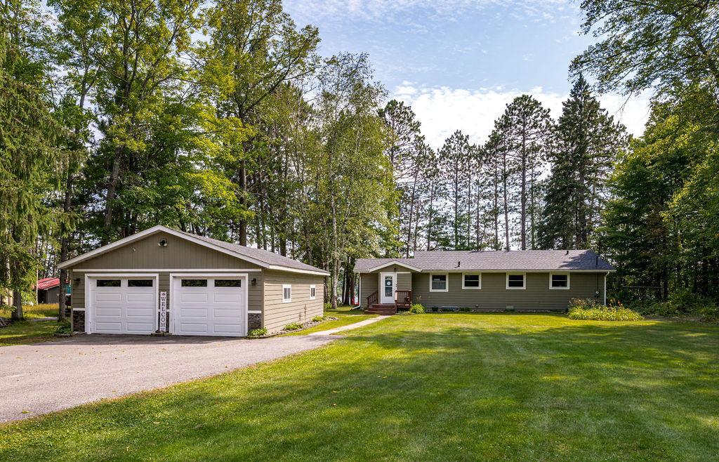 1955 single family home for sale at 29969 Sunny Beach Road in Grand Rapids, MN — 4 bed, 2 bath (photo 35 of 58)