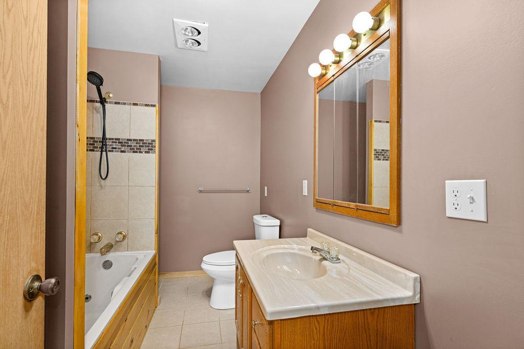 2004 single family home for sale at 1515 Isleview Road in Grand Rapids, MN — 3 bed, 3 bath (photo 27 of 55)