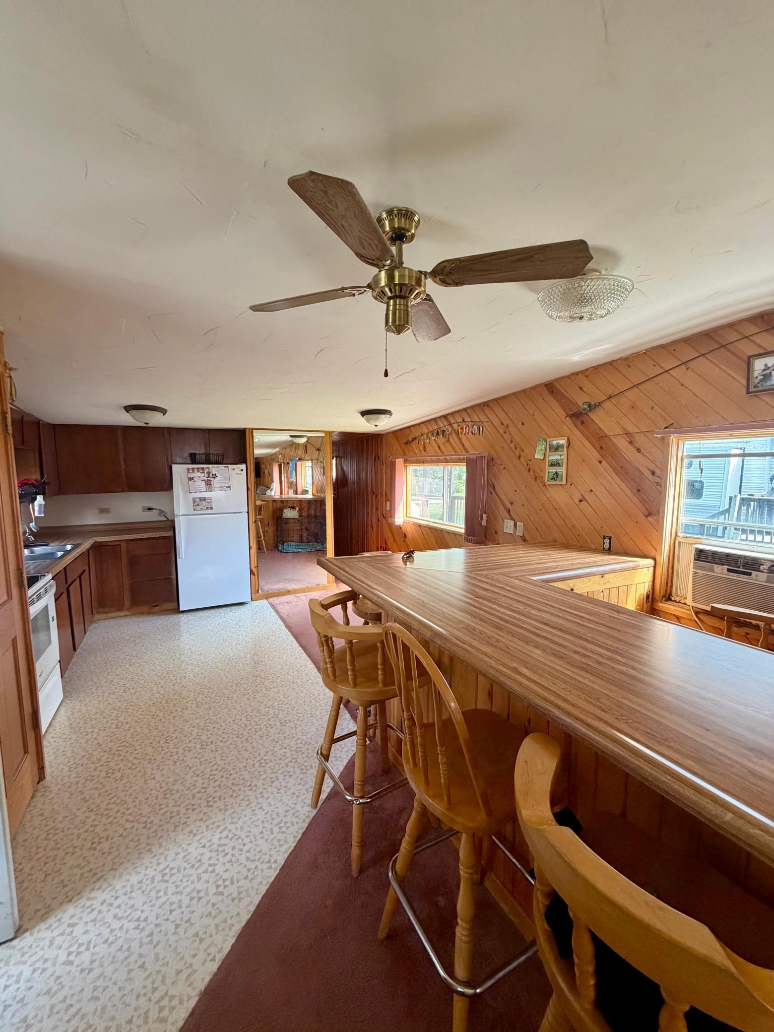 1970 single family home for sale at Lot 29 Warroad Estates in Warroad, MN — 2 bed, 1 bath (photo 7 of 24)