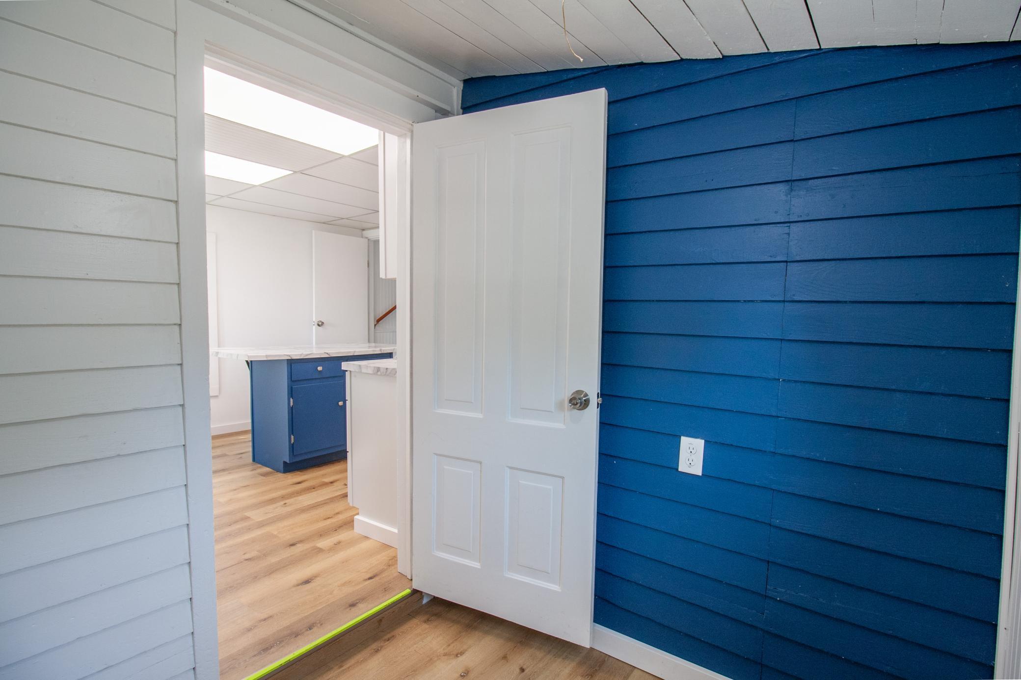 1900 single family home for sale at 614 Springen Avenue in Fergus Falls, MN — 3 bed, 1 bath (photo 11 of 27)