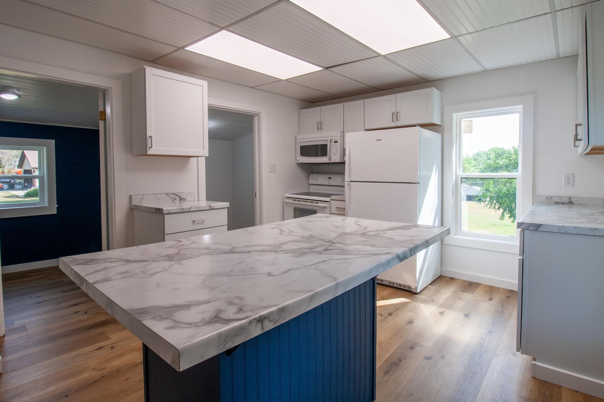 1900 single family home for sale at 614 Springen Avenue in Fergus Falls, MN — 3 bed, 1 bath (photo 13 of 27)
