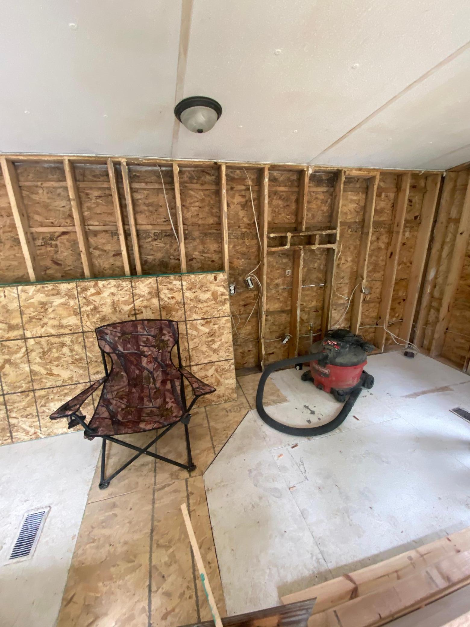 1990 single family home for sale at 10214 Depot Street in Brainerd, MN — 2 bed, 1 bath (photo 9 of 12)