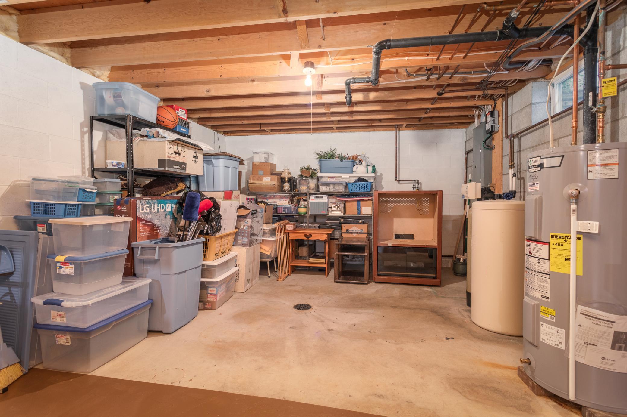 1984 townhouse for sale at 1223 Bridgeport Lane NW in Alexandria, MN — 2 bed, 2 bath (photo 15 of 25)