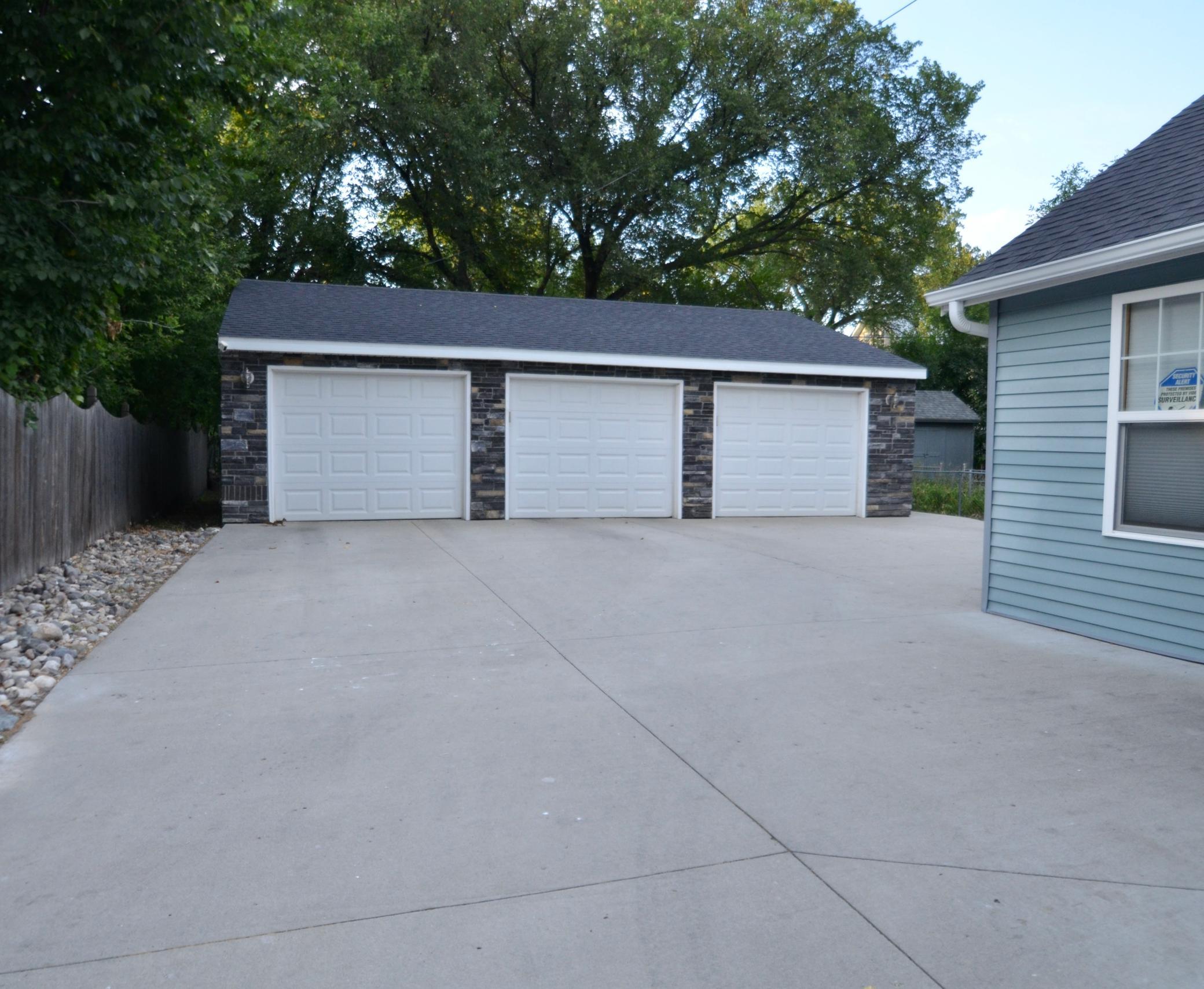 1613 2nd Avenue S, Fargo ND 58103 - Photo 34 of 37