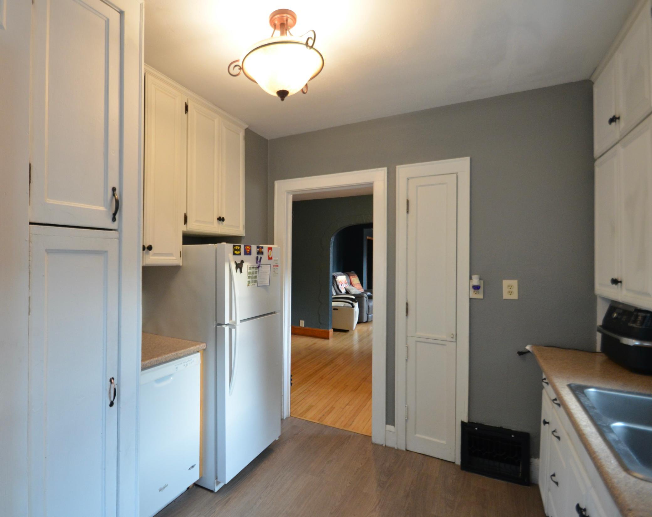 1613 2nd Avenue S, Fargo ND 58103 - Photo 10 of 37