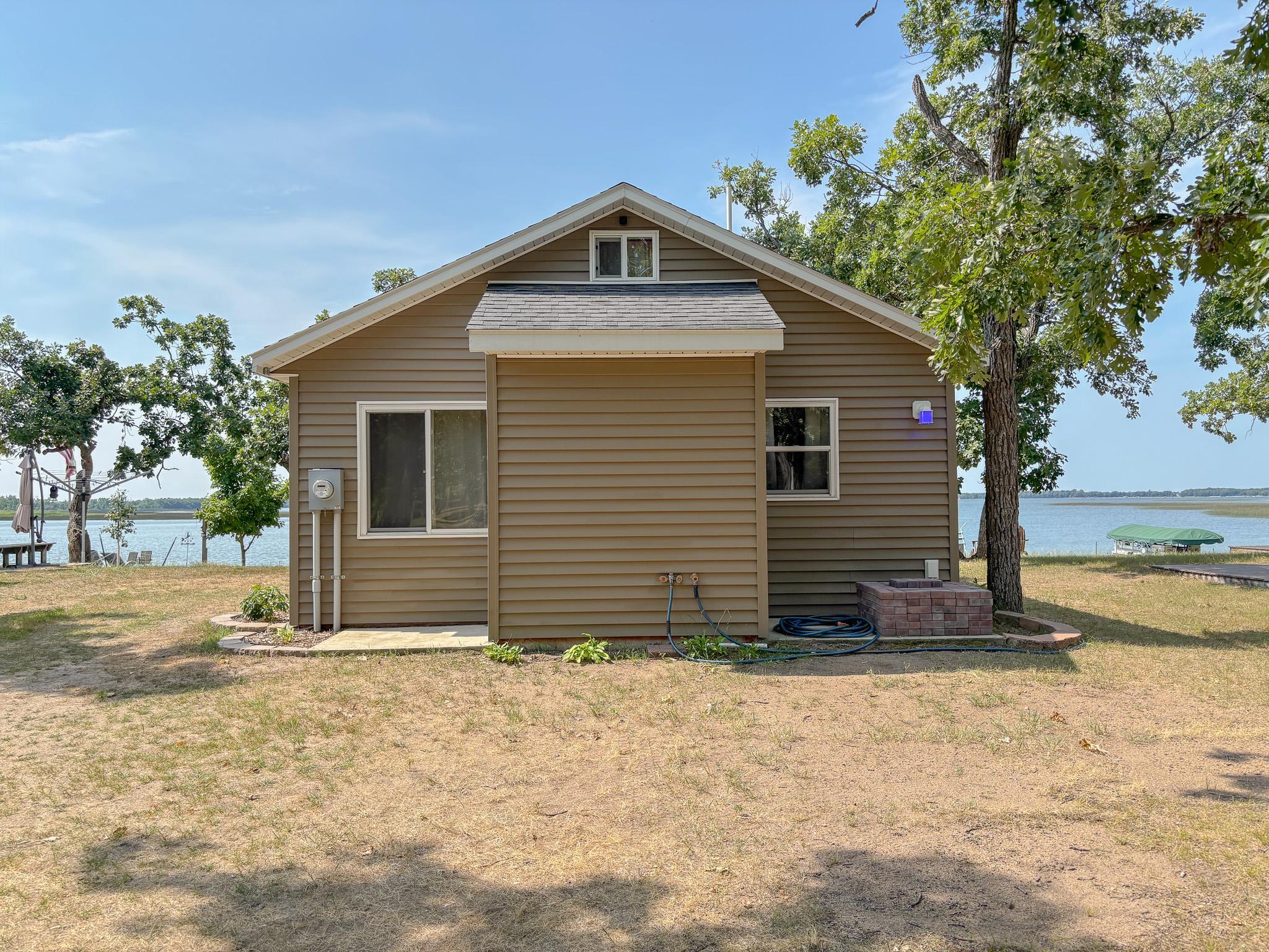 1951 single family home for sale at 27293 Holiday Road in Battle Lake, MN — 1 bed, 1 bath (photo 17 of 47)