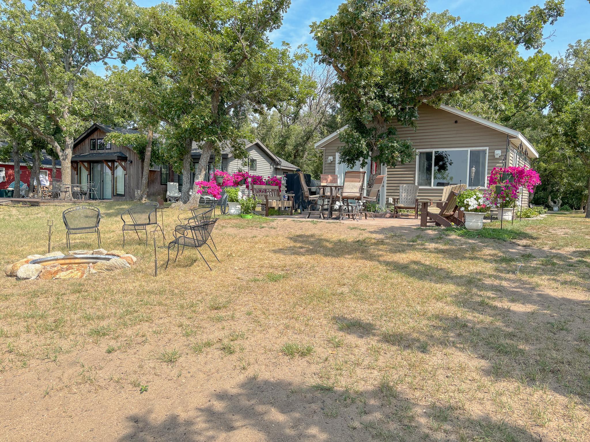 1951 single family home for sale at 27293 Holiday Road in Battle Lake, MN — 1 bed, 1 bath (photo 26 of 47)