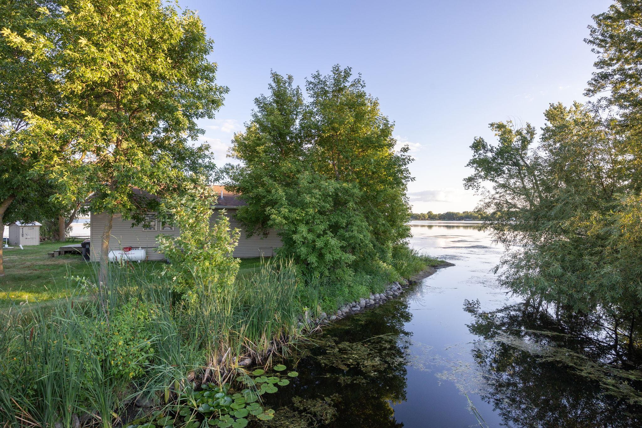 2006 single family home for sale at 11341 County 10 in Osakis, MN — 2 bed, 1 bath (photo 15 of 36)