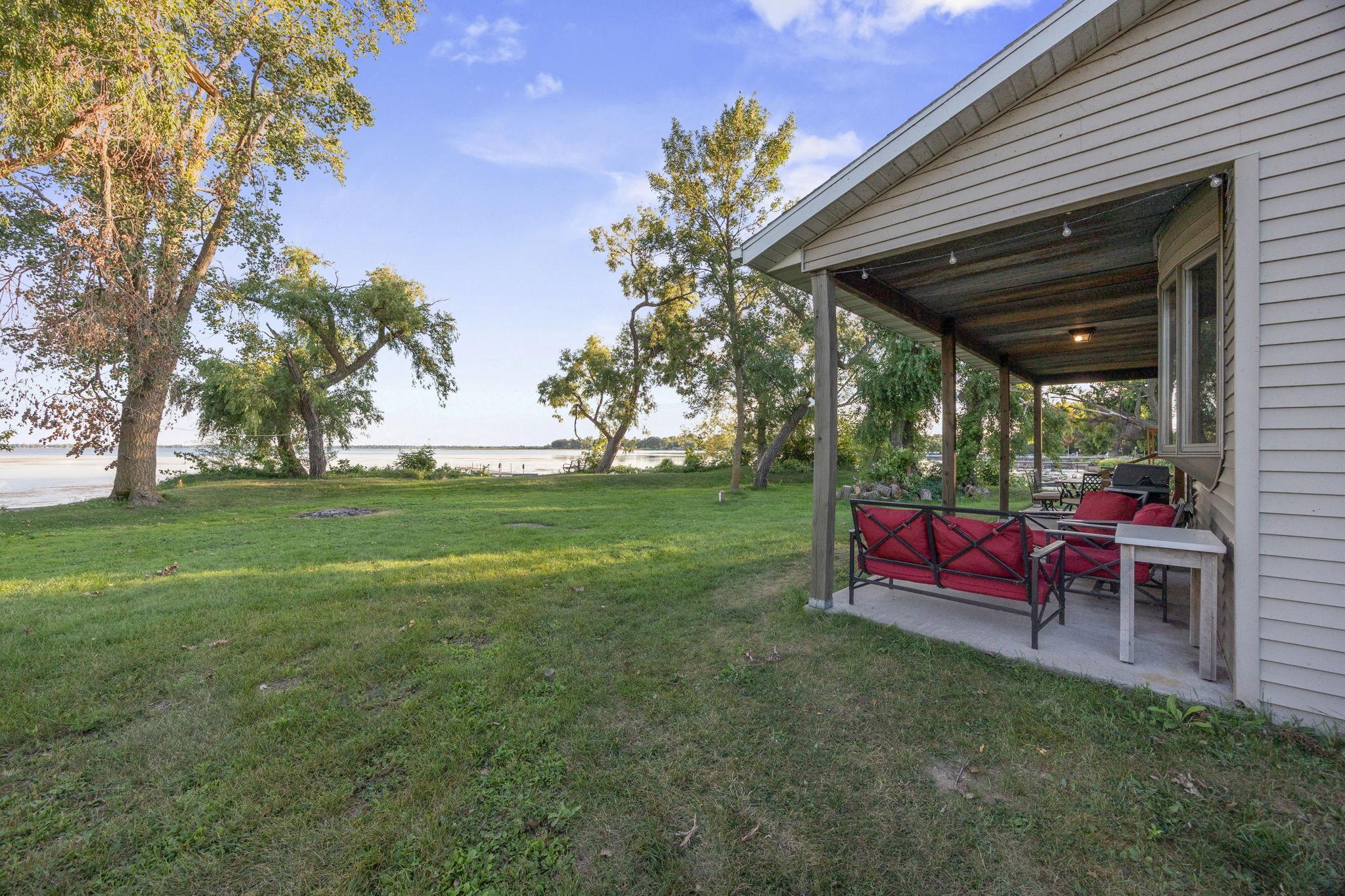 2006 single family home for sale at 11341 County 10 in Osakis, MN — 2 bed, 1 bath (photo 18 of 36)