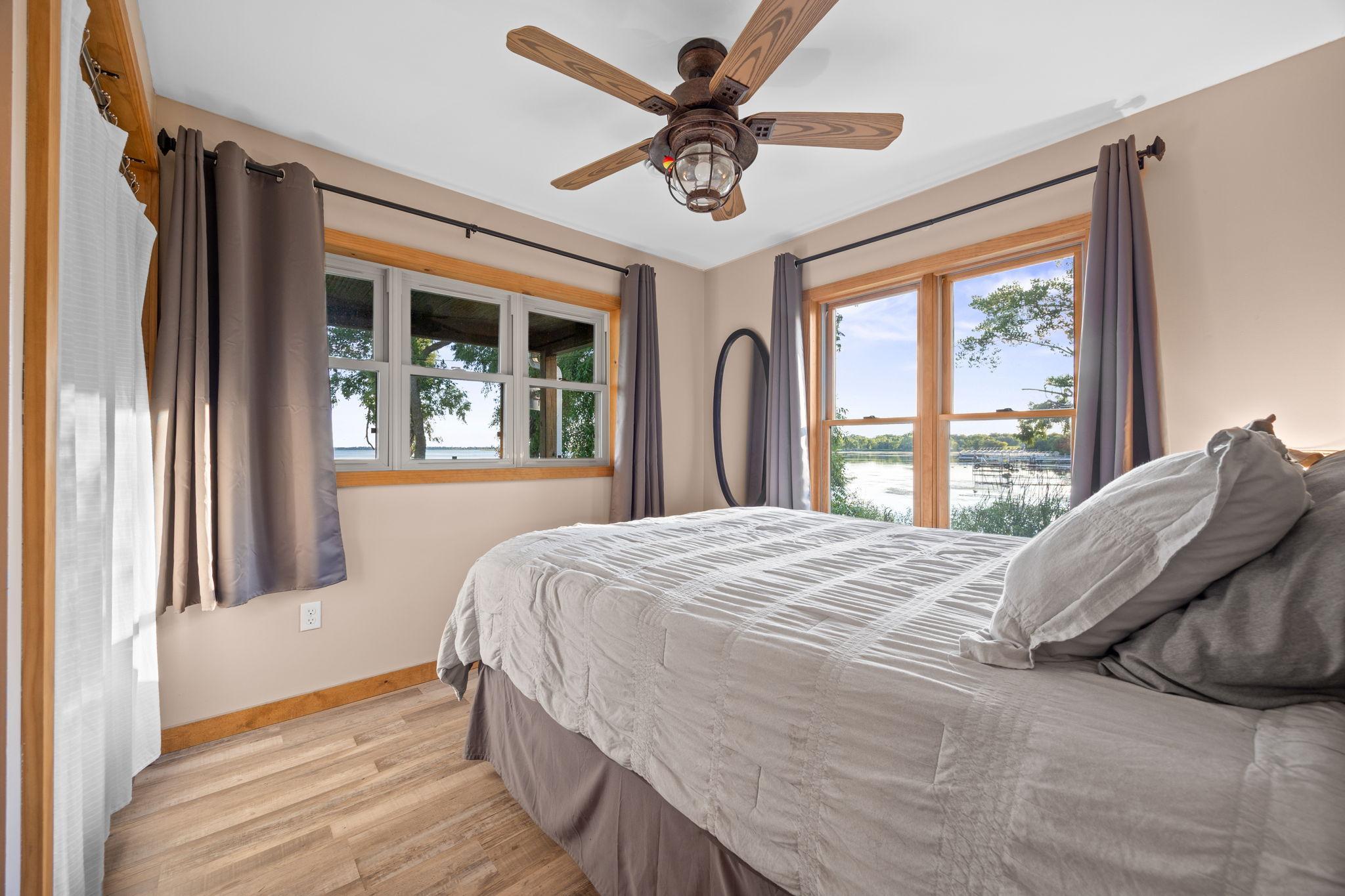 2006 single family home for sale at 11341 County 10 in Osakis, MN — 2 bed, 1 bath (photo 32 of 36)