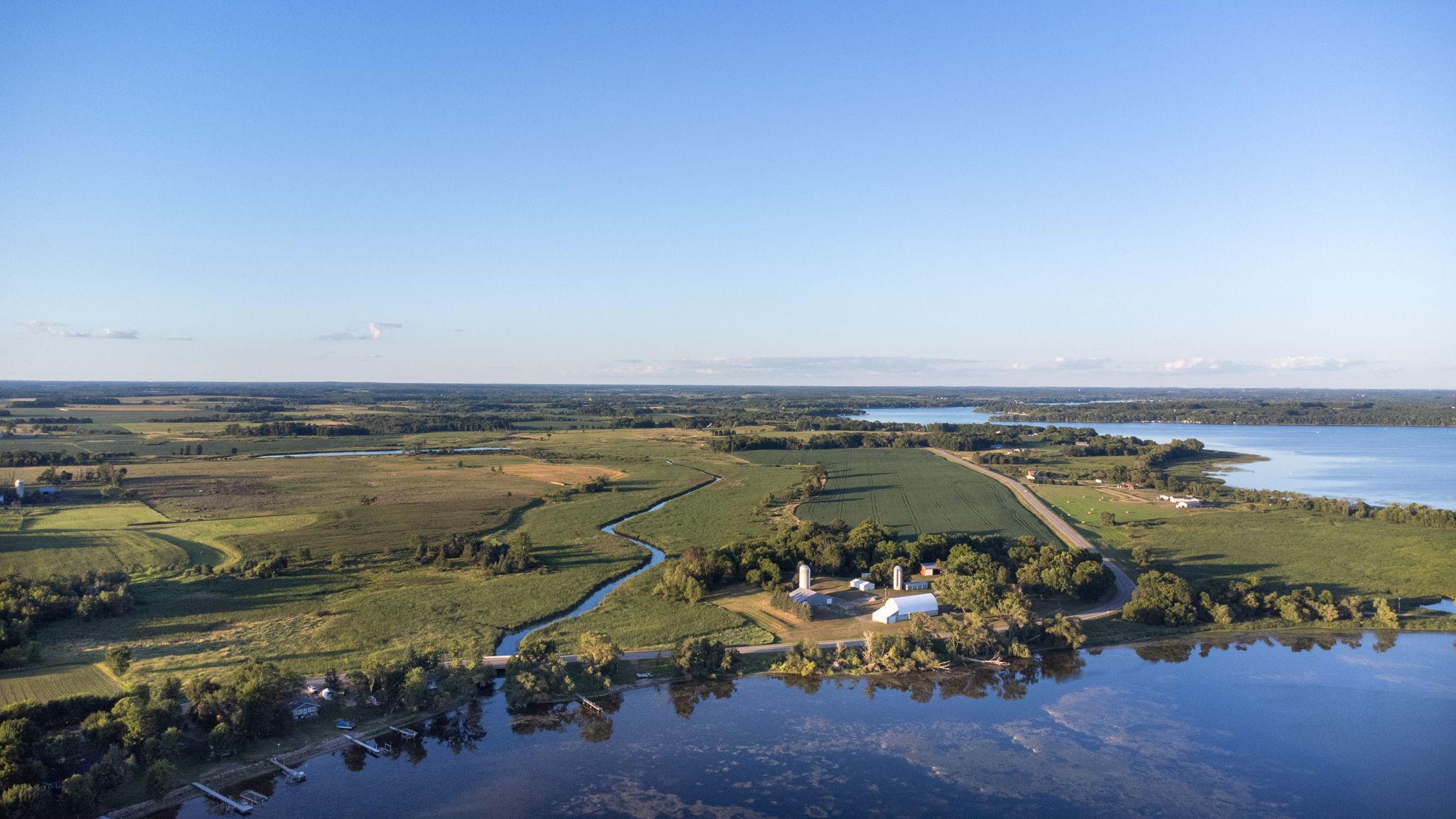 2006 single family home for sale at 11341 County 10 in Osakis, MN — 2 bed, 1 bath (photo 10 of 36)