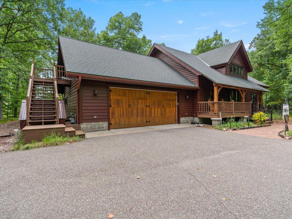 2003 single family home for sale at 7738 Lost Lake Road in Nisswa, MN — 3 bed, 3 bath (photo 2 of 42)