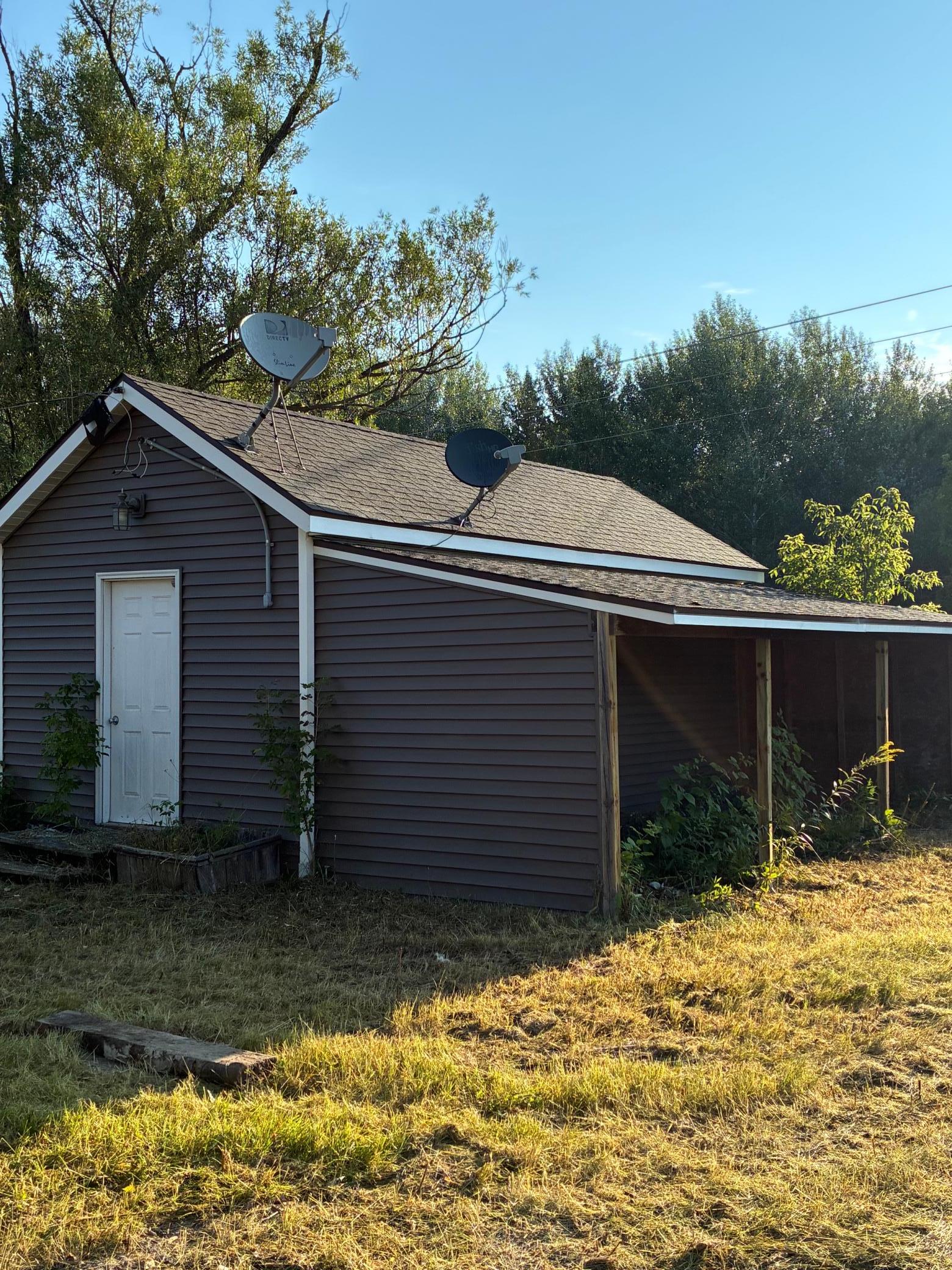 1953 single family home for sale at 114 Park Avenue SW in Remer, MN — 1 bed, 1 bath (photo 2 of 7)