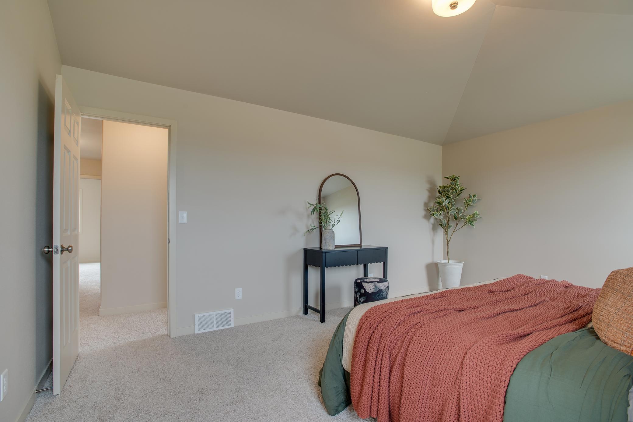 2026 single family home for sale at 2534 Golden Lane S in Fargo, ND — 3 bed, 3 bath (photo 34 of 51)