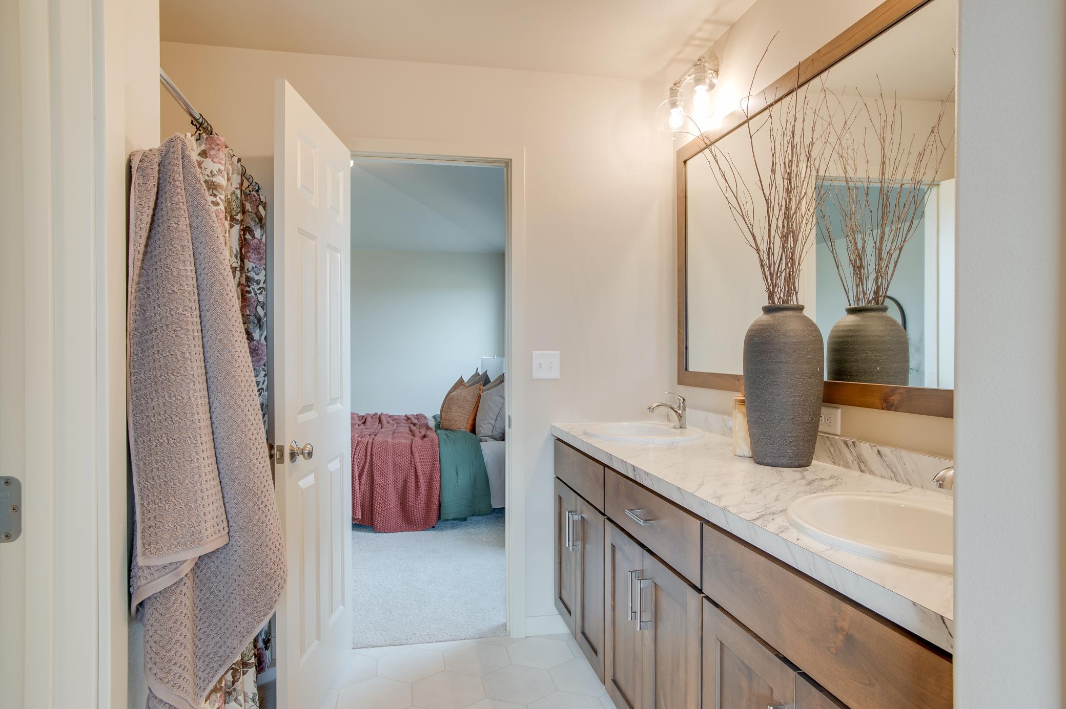 2026 single family home for sale at 2534 Golden Lane S in Fargo, ND — 3 bed, 3 bath (photo 39 of 51)