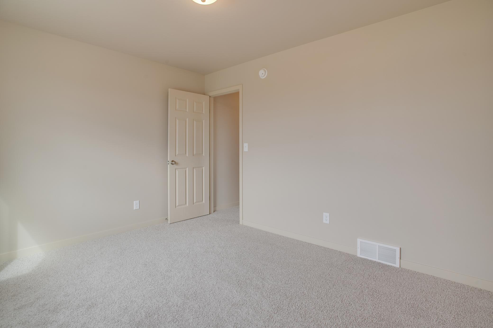 2026 single family home for sale at 2534 Golden Lane S in Fargo, ND — 3 bed, 3 bath (photo 43 of 51)