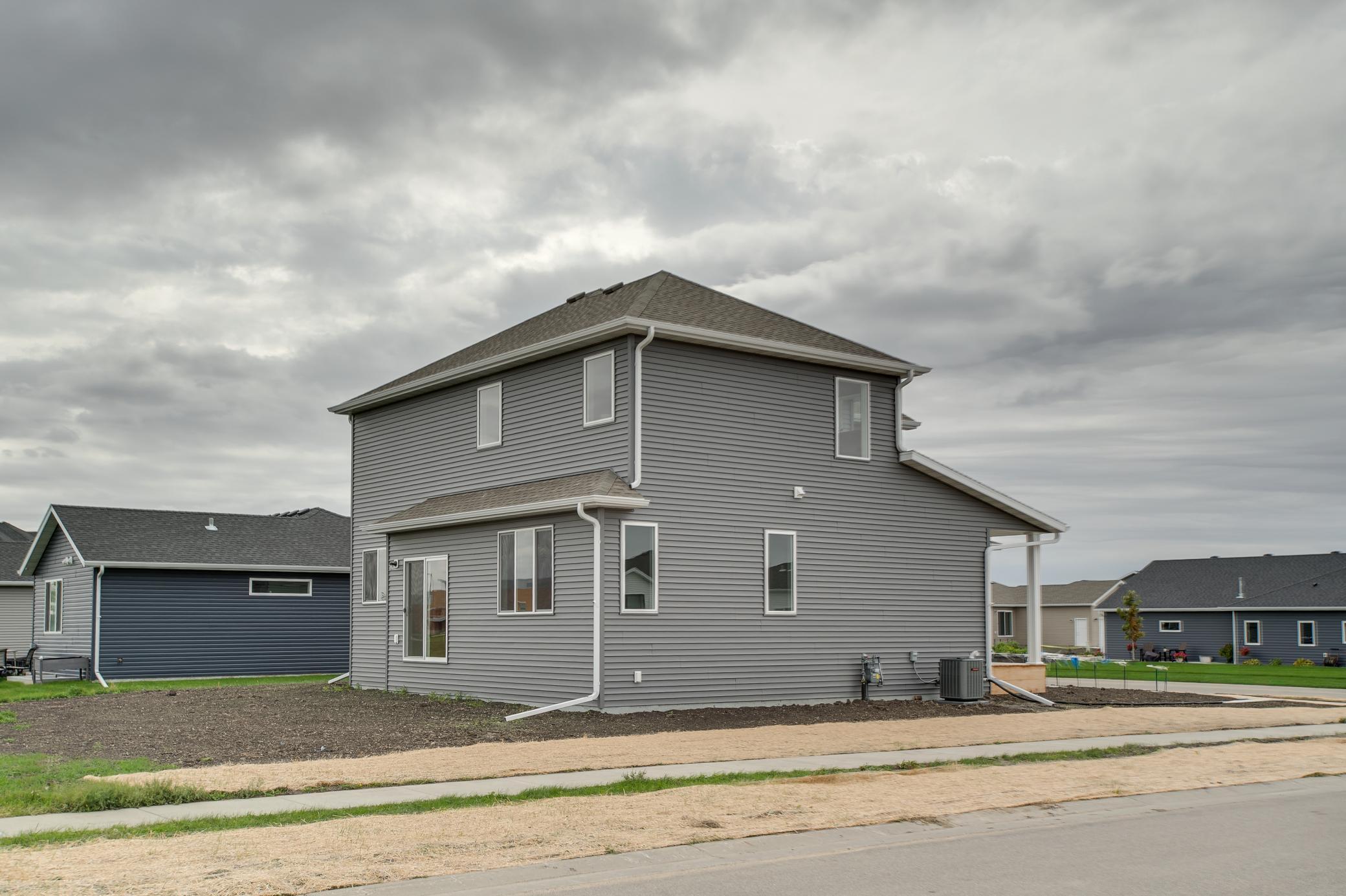 2026 single family home for sale at 2534 Golden Lane S in Fargo, ND — 3 bed, 3 bath (photo 48 of 51)