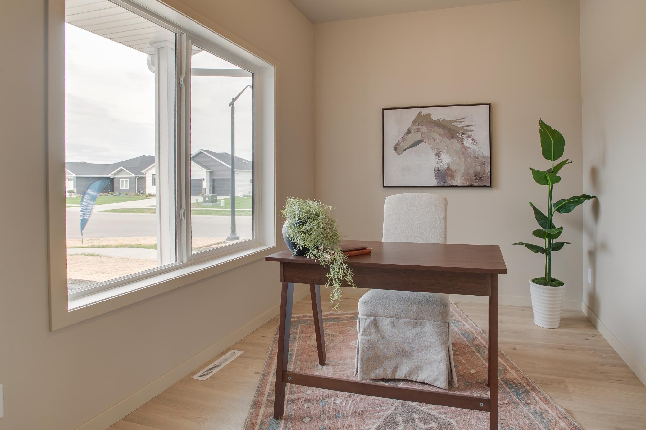 2026 single family home for sale at 2534 Golden Lane S in Fargo, ND — 3 bed, 3 bath (photo 6 of 51)