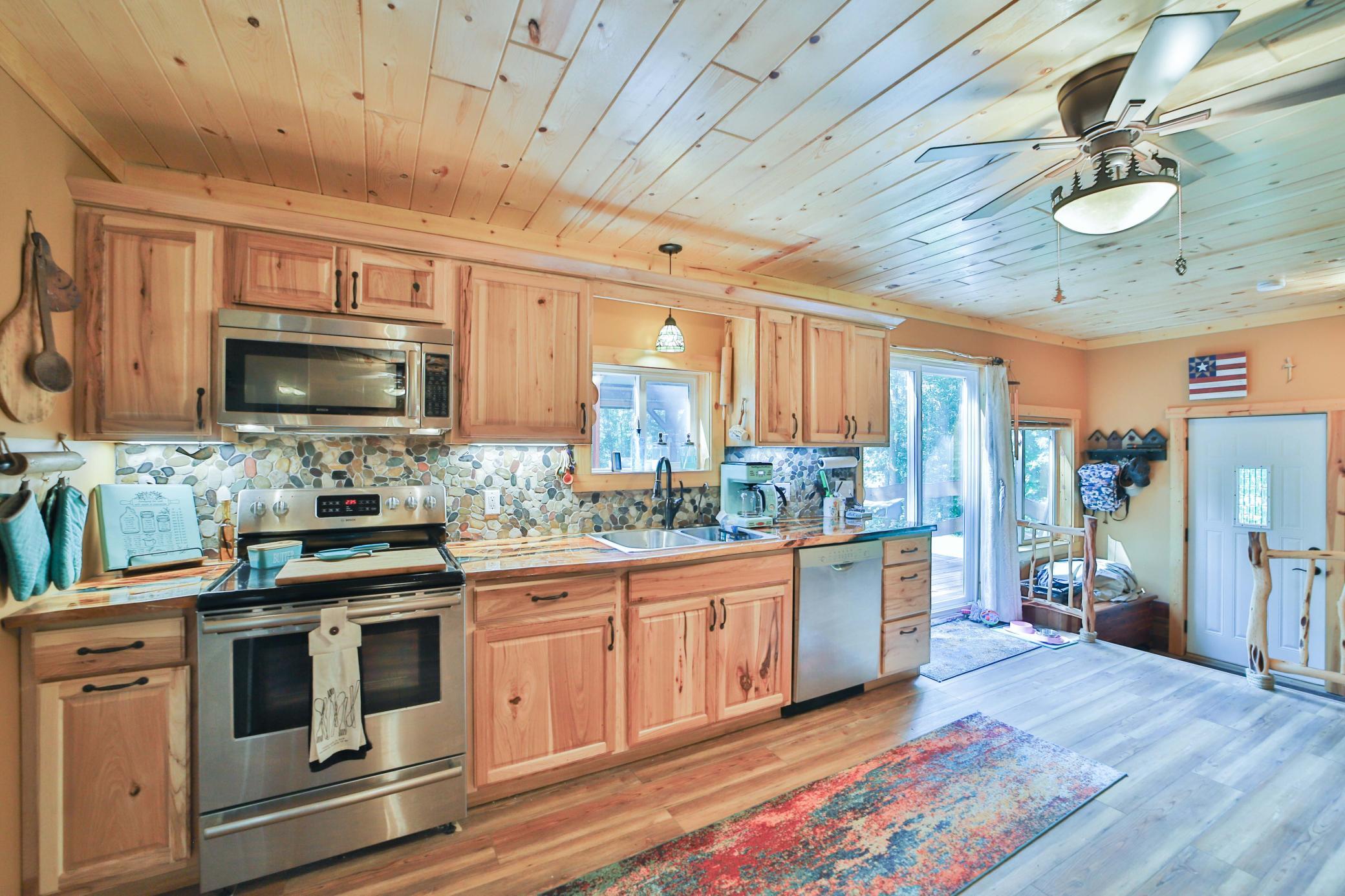 2012 single family home for sale at 1899 Fern Trail NE in Remer, MN — 3 bed, 1 bath (photo 9 of 49)
