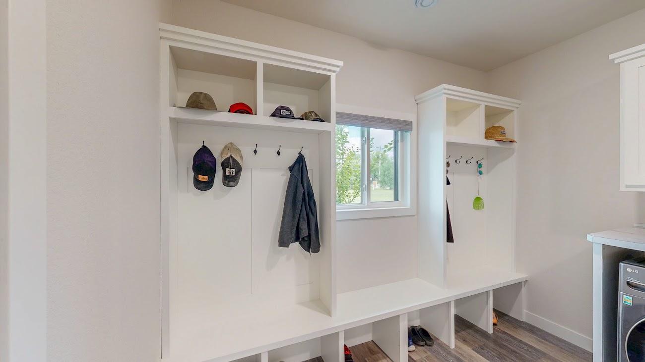 2022 single family home for sale at 129 Altavista Drive in Detroit Lakes, MN — 4 bed, 3 bath (photo 14 of 28)
