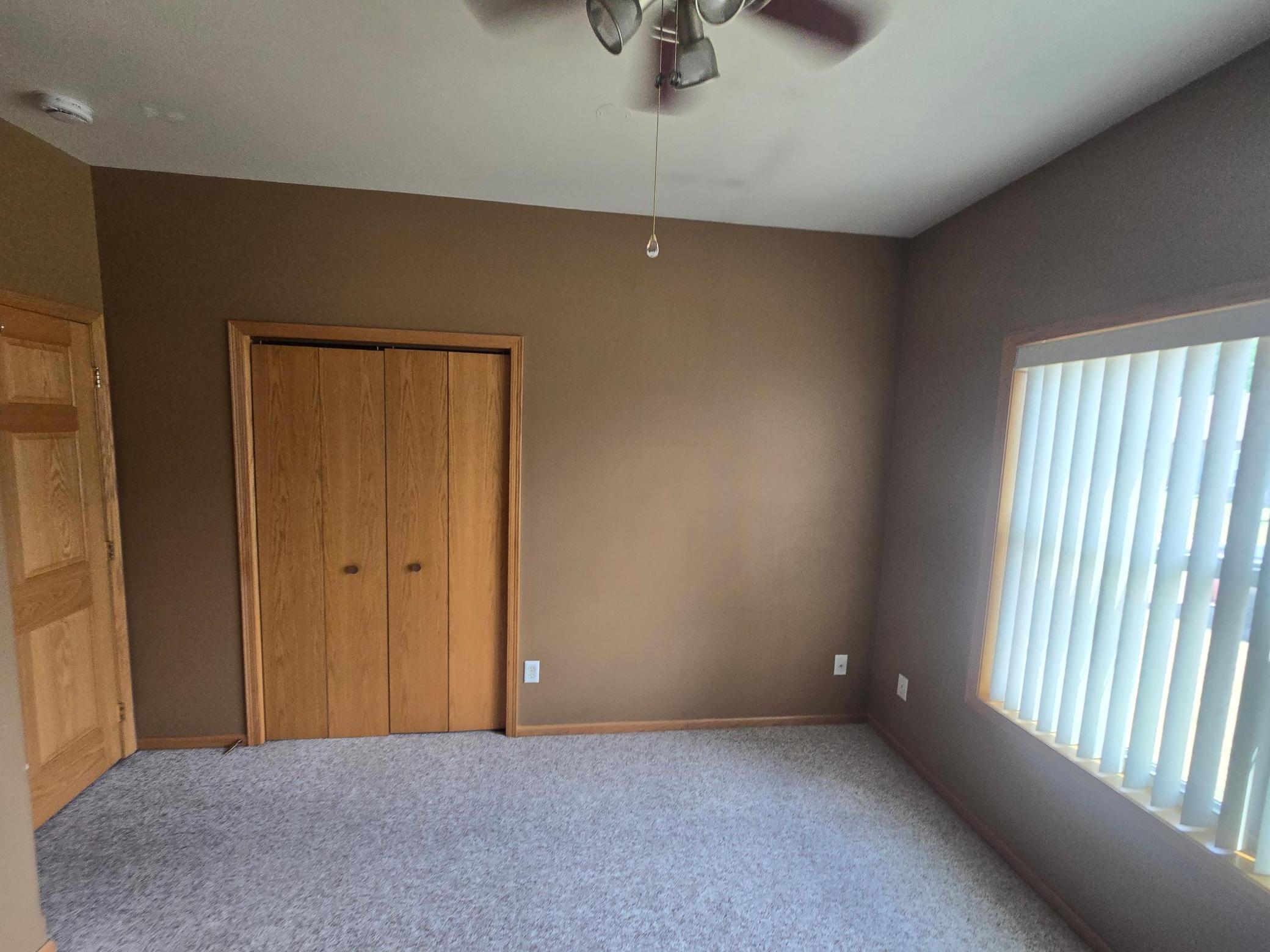 2004 single family home for sale at 211 Lana Court in Fergus Falls, MN — 2 bed, 1 bath (photo 11 of 16)