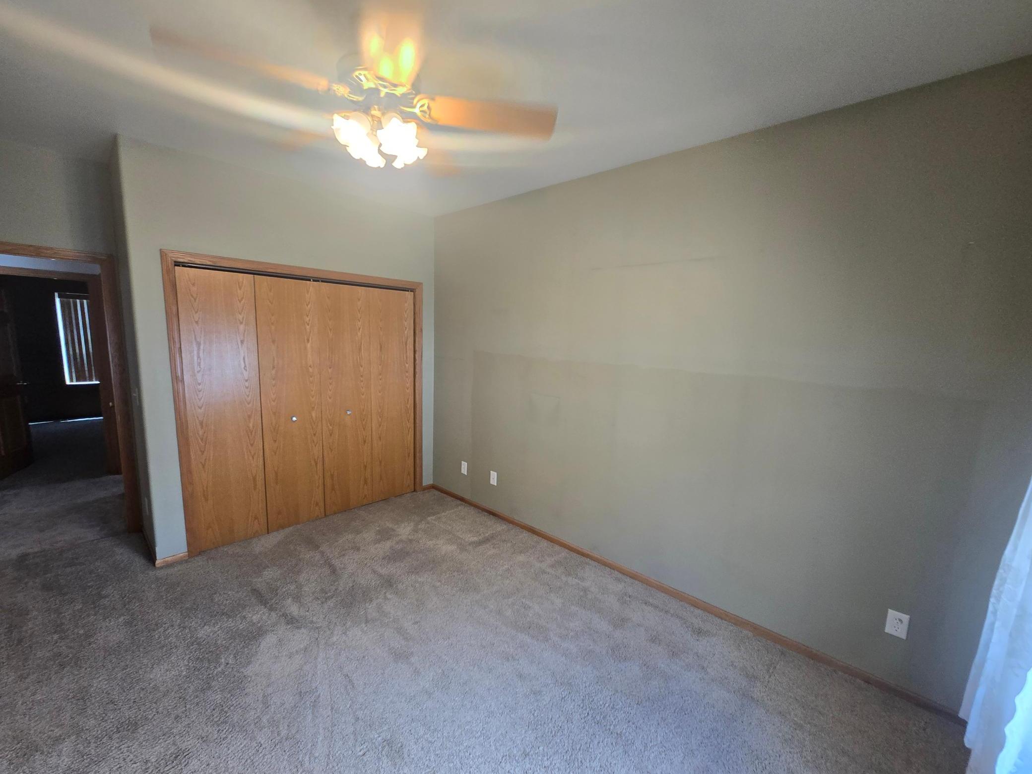 2004 single family home for sale at 211 Lana Court in Fergus Falls, MN — 2 bed, 1 bath (photo 9 of 16)