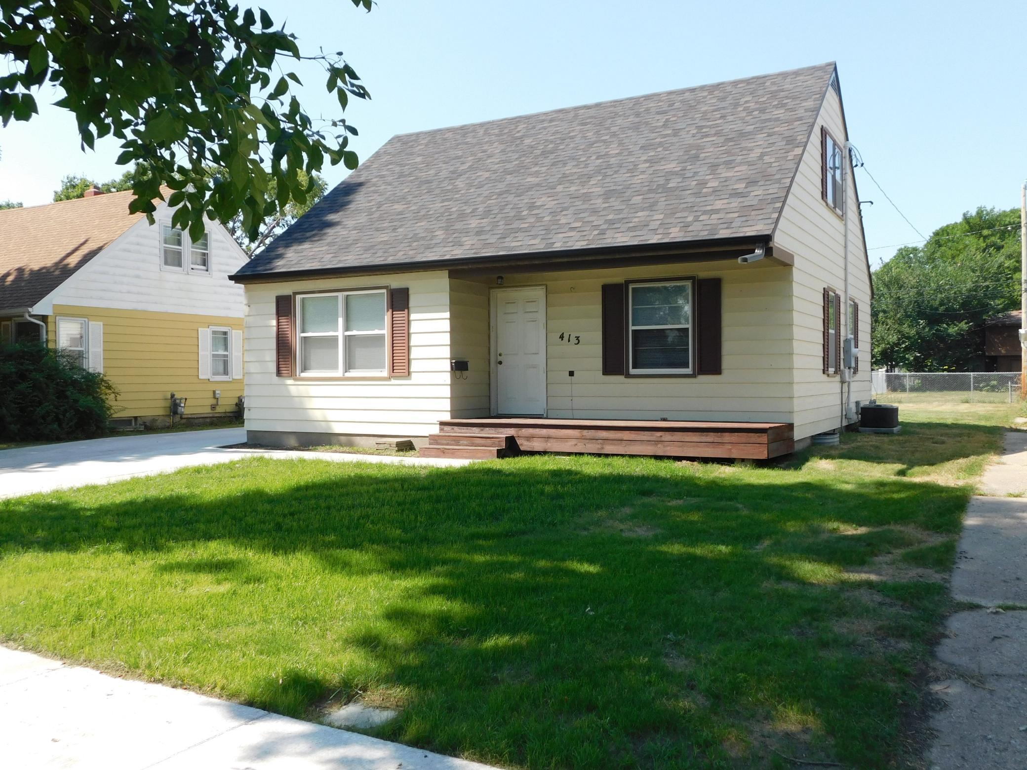 413 22nd Street S, Fargo ND 58103 - Photo 4 of 42