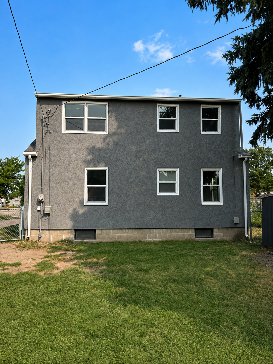 1960 single family home for sale at 606 S 8th Street in Brainerd, MN — 4 bed, 3 bath (photo 4 of 7)