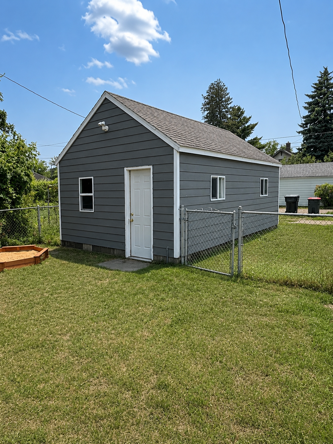 1960 single family home for sale at 606 S 8th Street in Brainerd, MN — 4 bed, 3 bath (photo 5 of 7)