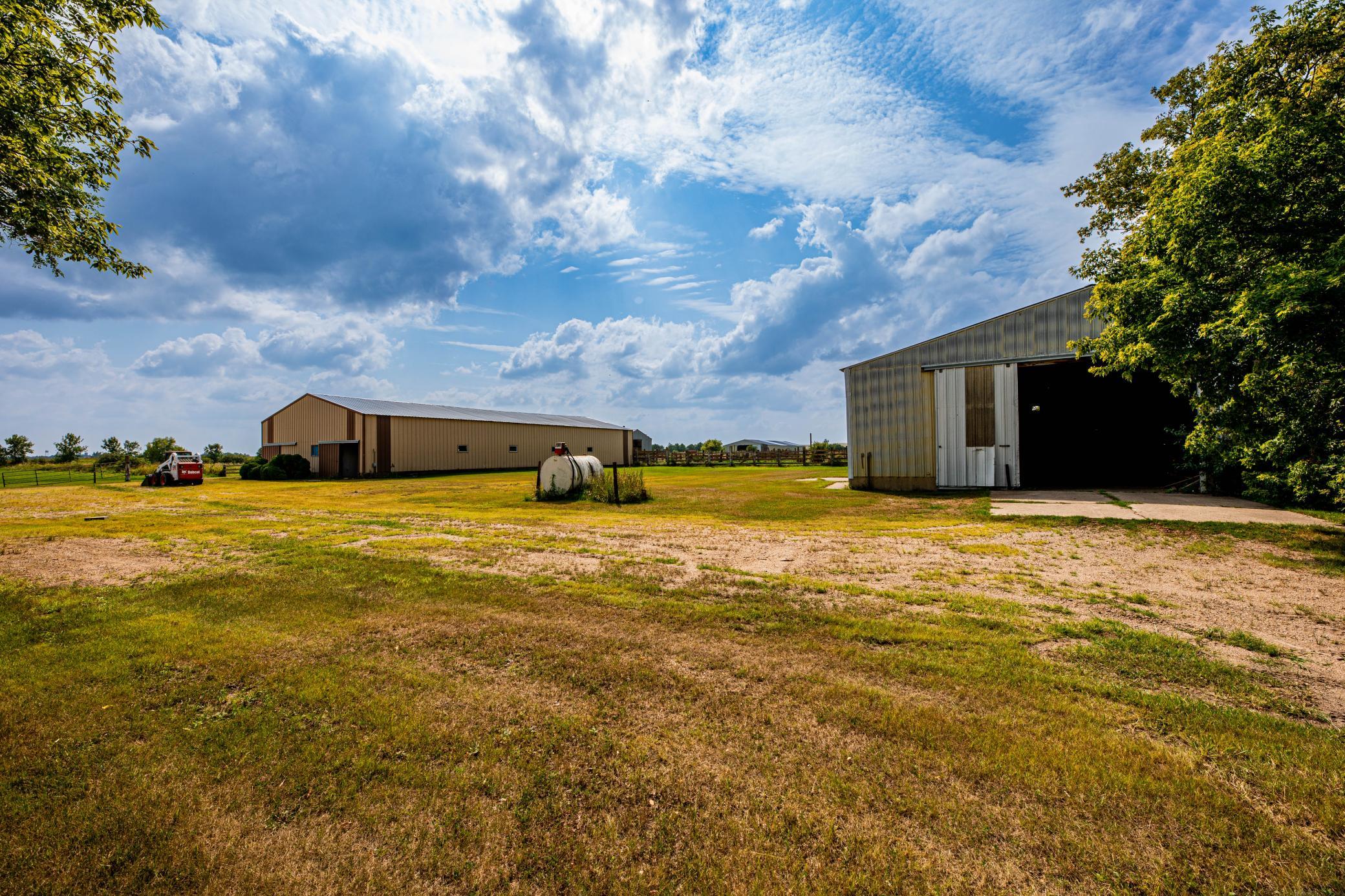1972 single family home for sale at 8005 HWY 32 in Gwinner, ND — 4 bed, 4 bath (photo 36 of 48)