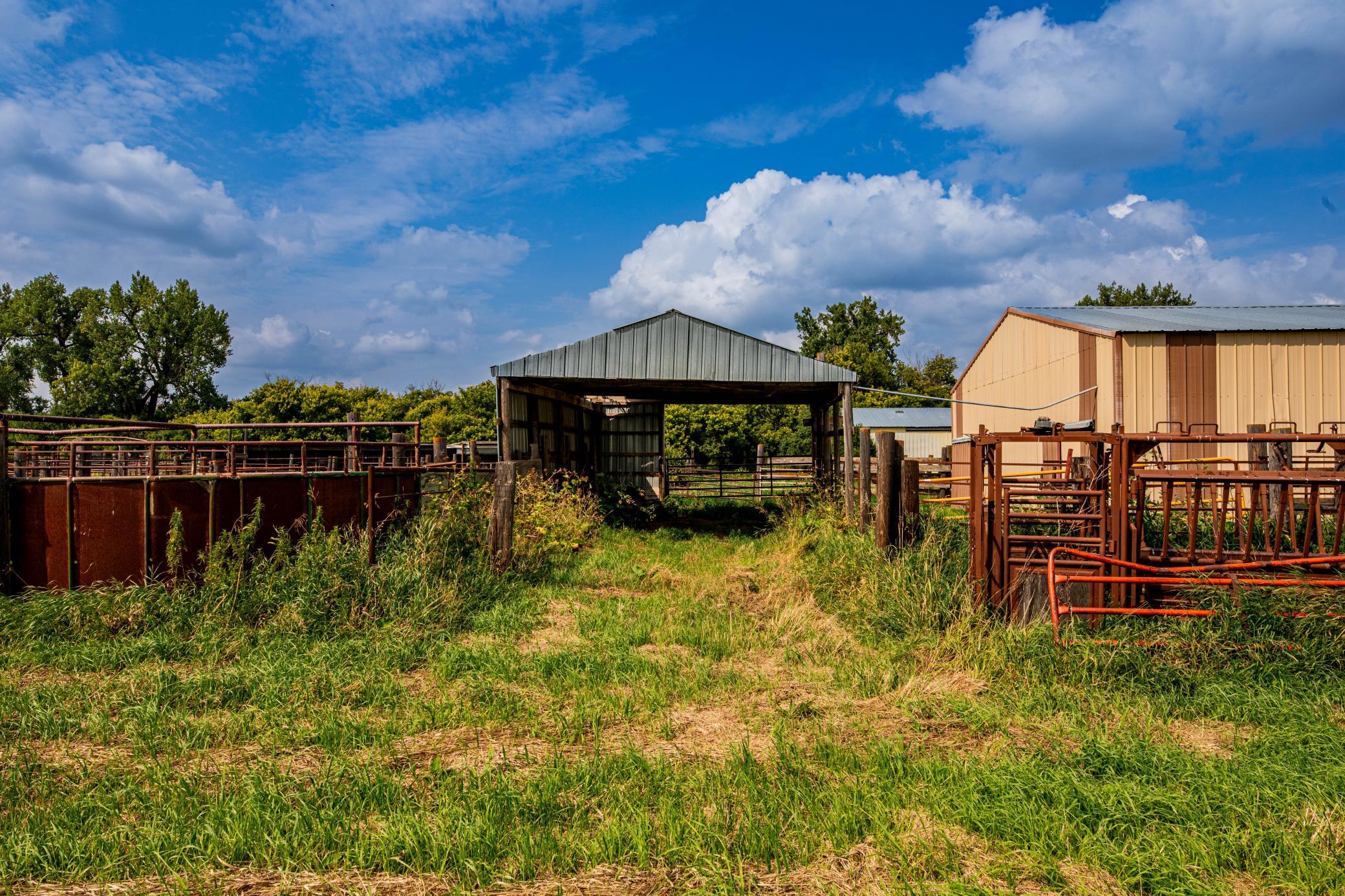 1972 single family home for sale at 8005 HWY 32 in Gwinner, ND — 4 bed, 4 bath (photo 41 of 48)