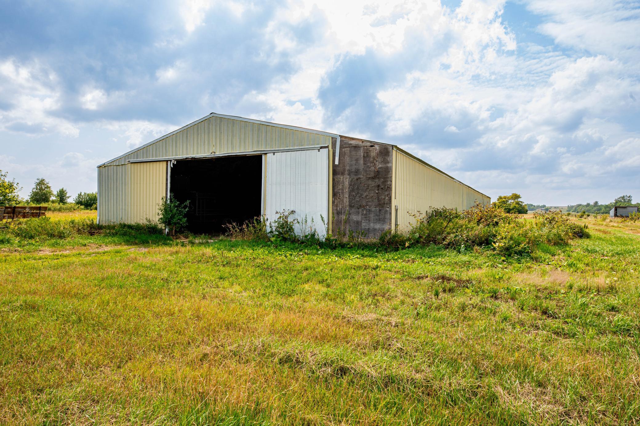1972 single family home for sale at 8005 HWY 32 in Gwinner, ND — 4 bed, 4 bath (photo 42 of 48)