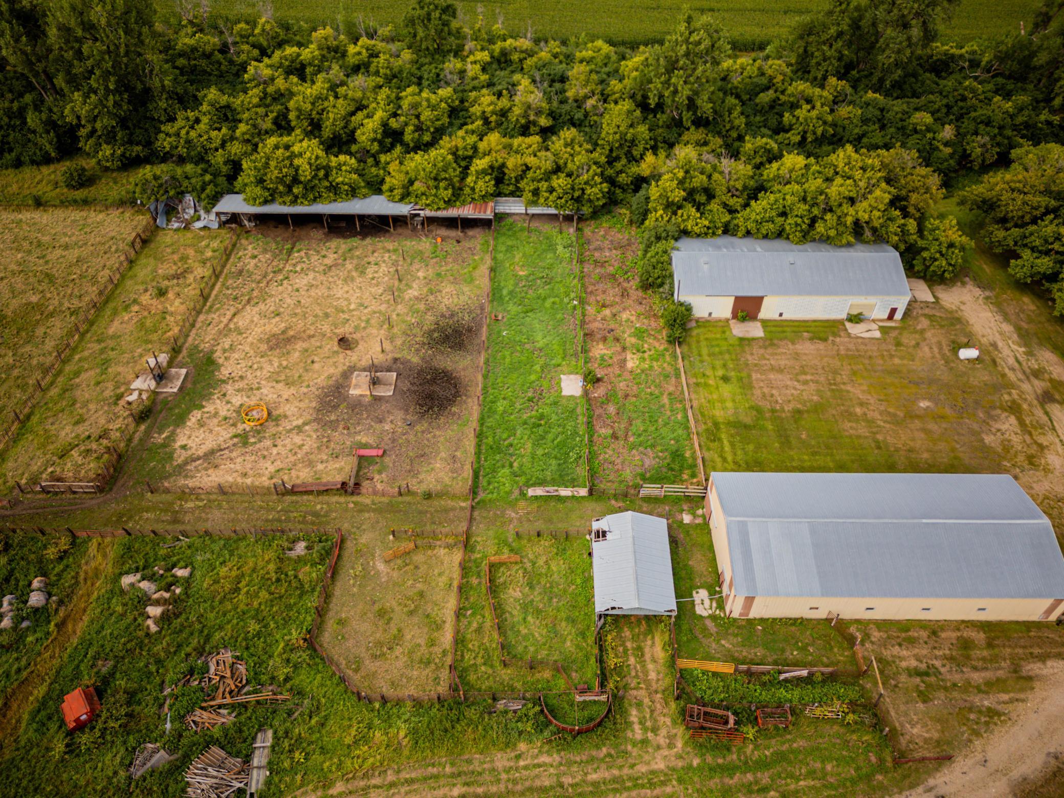 1972 single family home for sale at 8005 HWY 32 in Gwinner, ND — 4 bed, 4 bath (photo 45 of 48)