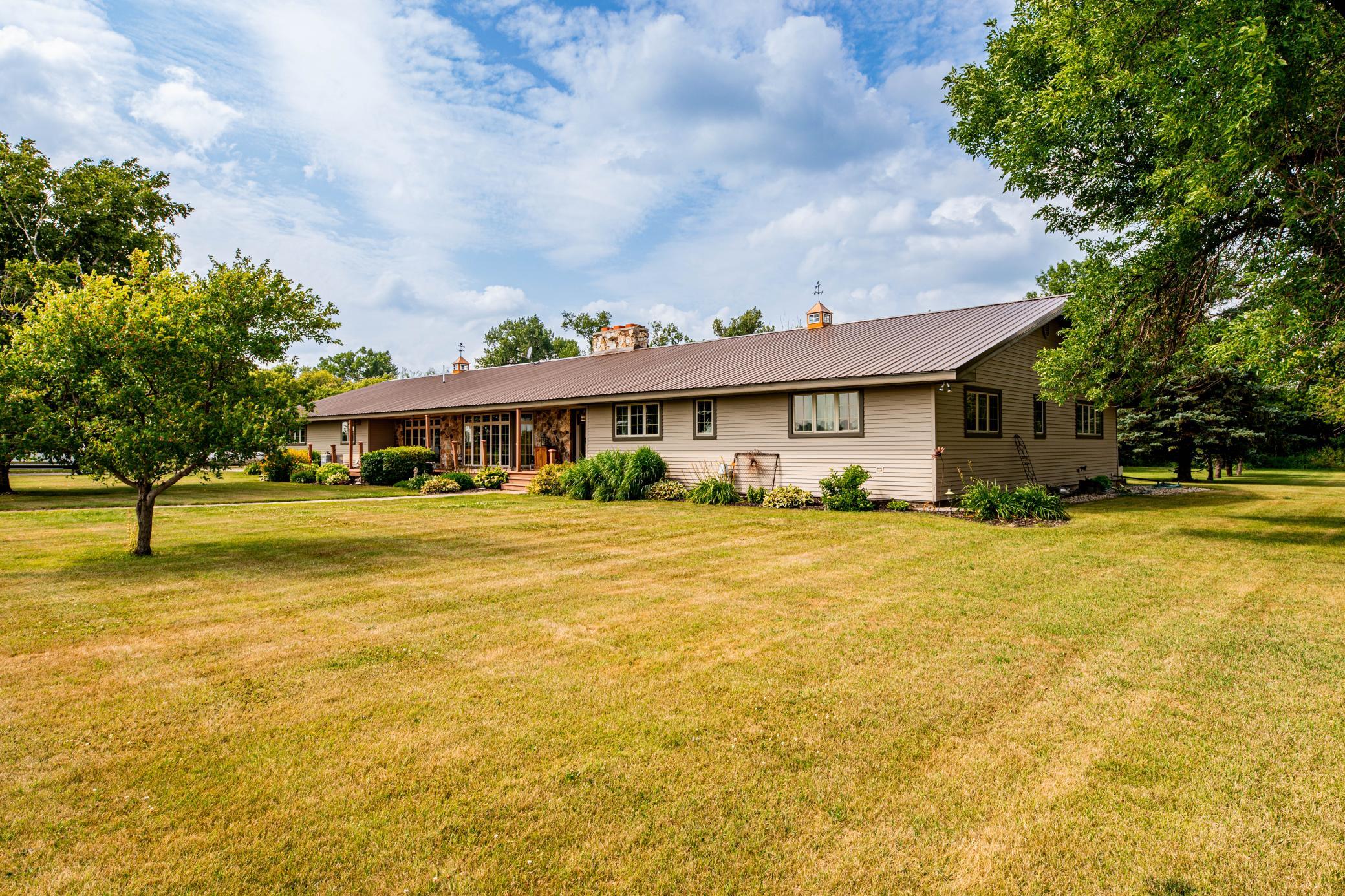 1972 single family home for sale at 8005 HWY 32 in Gwinner, ND — 4 bed, 4 bath (photo 48 of 48)