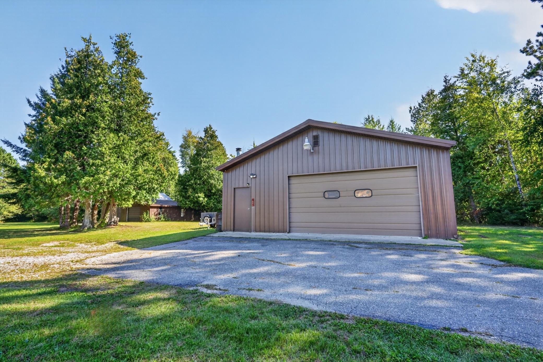 1950 single family home for sale at 34550 State Highway 6 in Deer River, MN — 3 bed, 2 bath (photo 20 of 74)