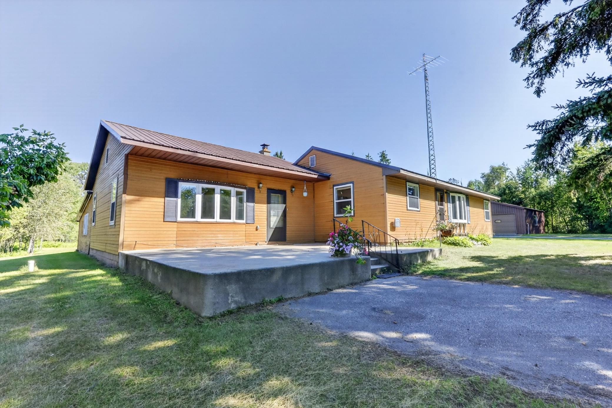 1950 single family home for sale at 34550 State Highway 6 in Deer River, MN — 3 bed, 2 bath (photo 3 of 74)