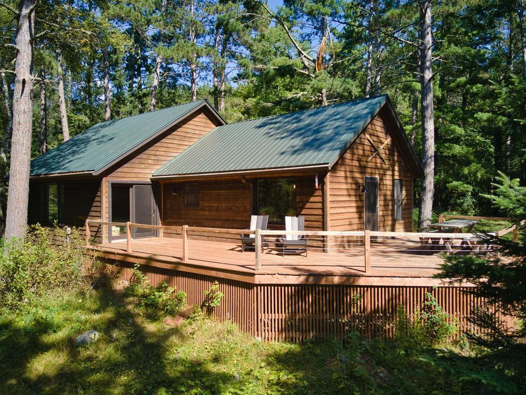 1995 single family home for sale at 36476 Little Smith Road in Marcell, MN — 5 bed, 4 bath (photo 2 of 68)