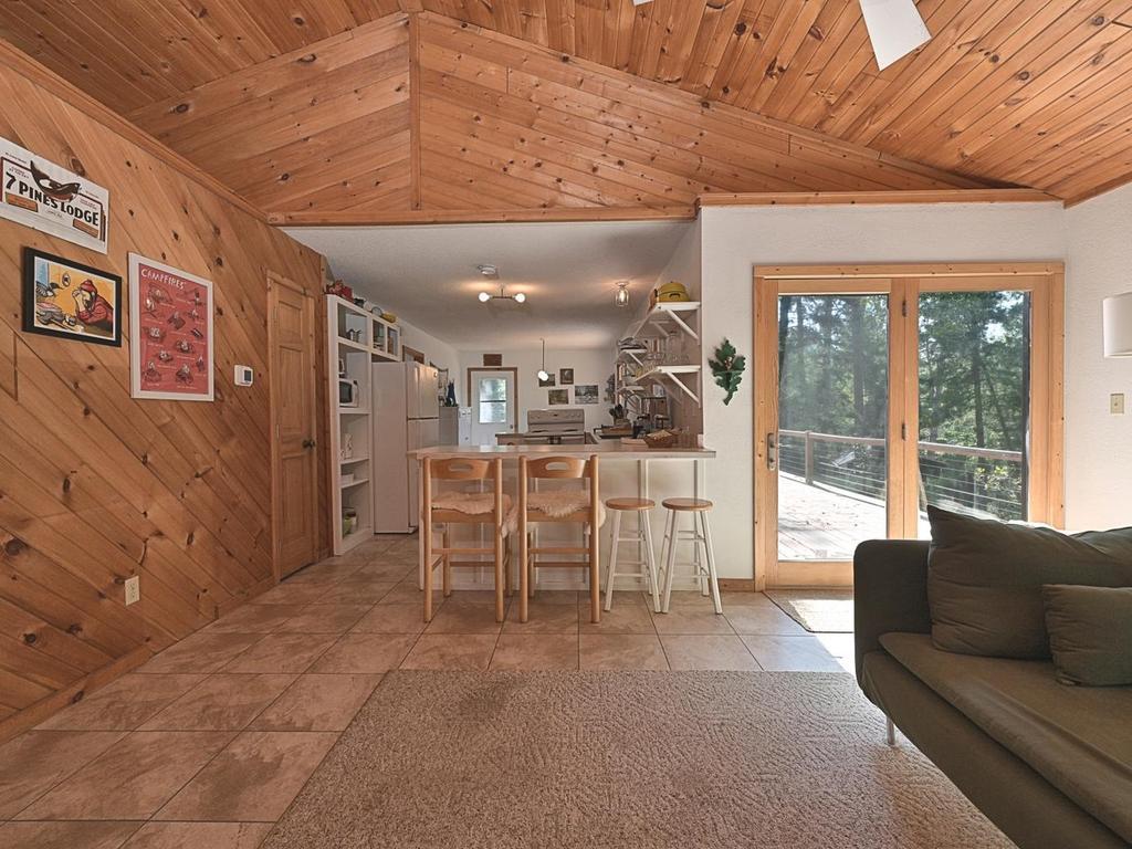 1995 single family home for sale at 36476 Little Smith Road in Marcell, MN — 5 bed, 4 bath (photo 11 of 68)