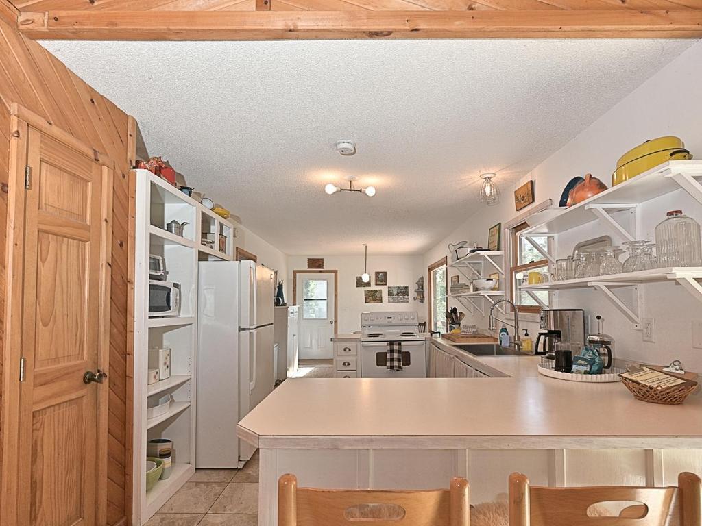 1995 single family home for sale at 36476 Little Smith Road in Marcell, MN — 5 bed, 4 bath (photo 12 of 68)