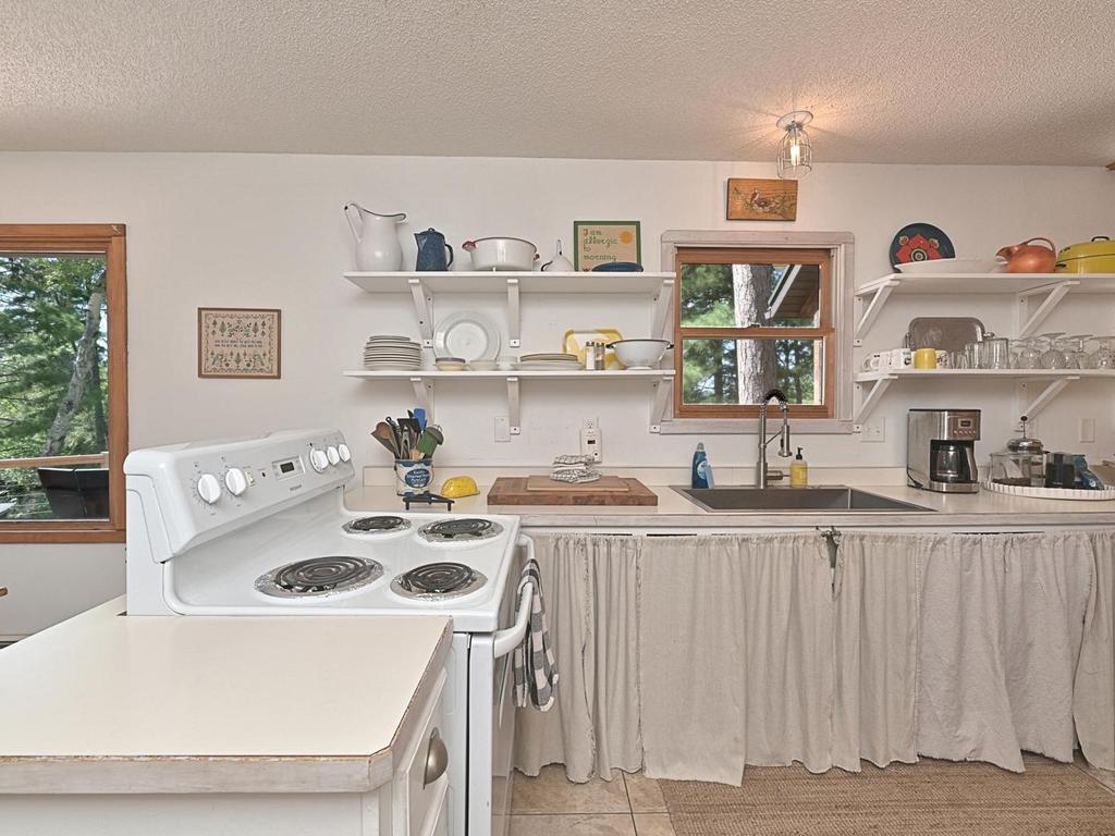 1995 single family home for sale at 36476 Little Smith Road in Marcell, MN — 5 bed, 4 bath (photo 14 of 68)