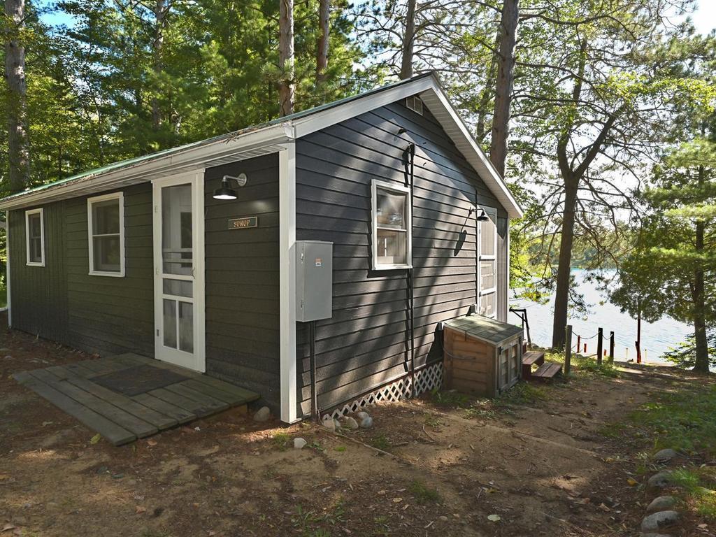 1995 single family home for sale at 36476 Little Smith Road in Marcell, MN — 5 bed, 4 bath (photo 3 of 68)