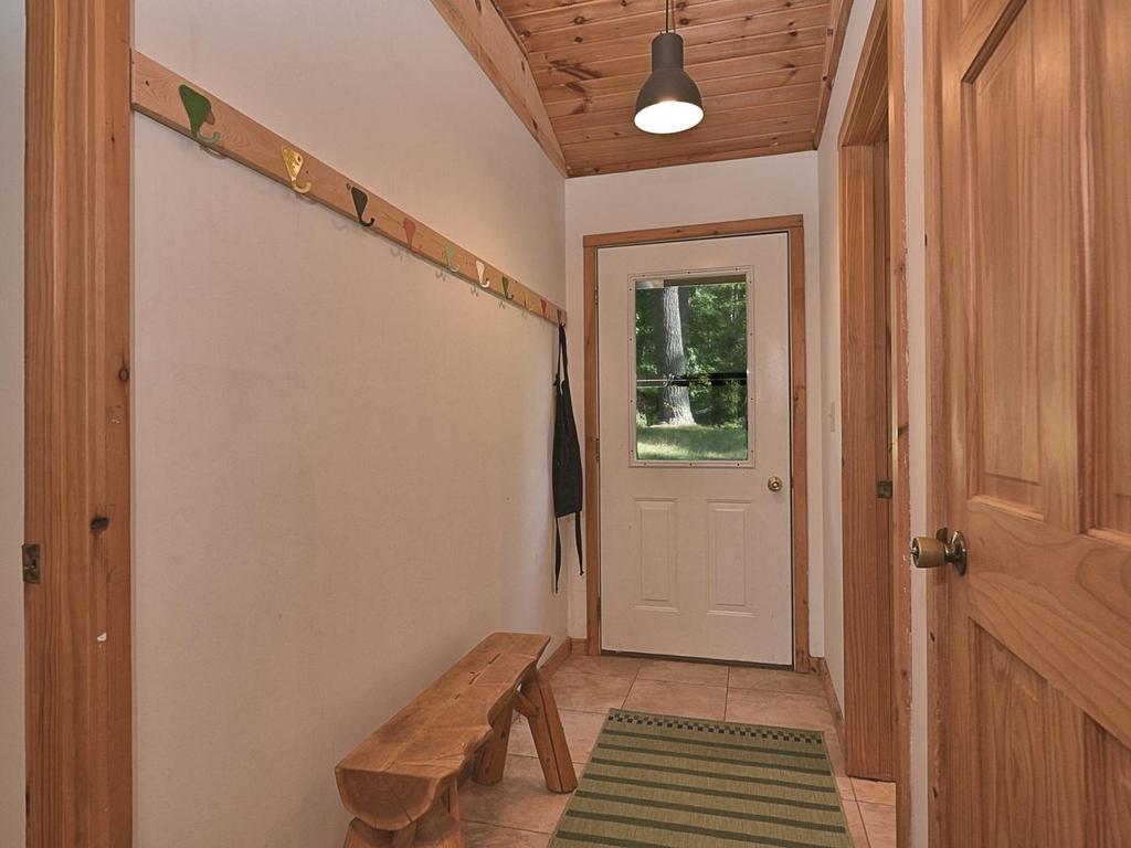 1995 single family home for sale at 36476 Little Smith Road in Marcell, MN — 5 bed, 4 bath (photo 10 of 68)