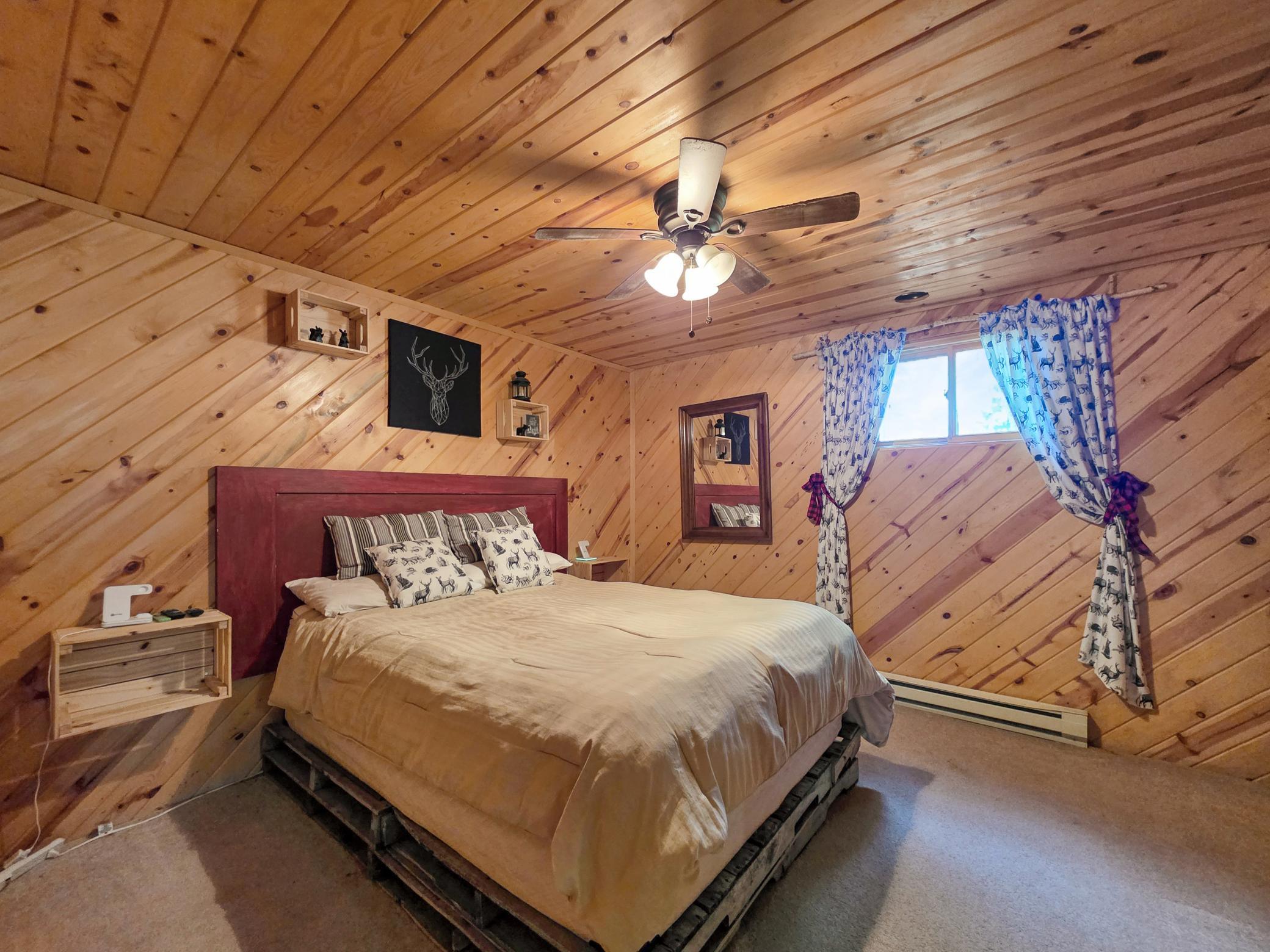 1992 single family home for sale at 4092 Clough Road in Pequot Lakes, MN — 3 bed, 1 bath (photo 12 of 37)