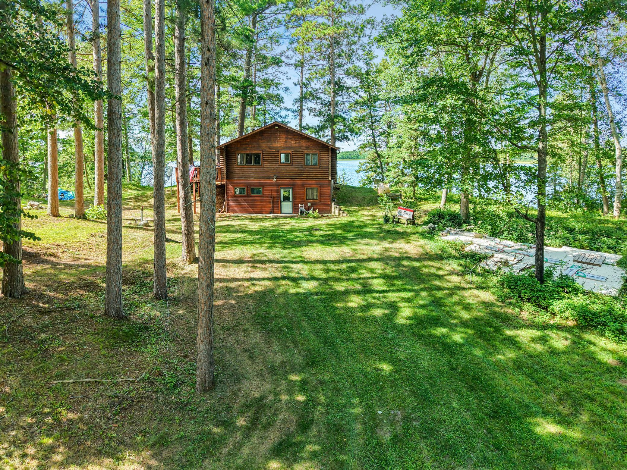 1992 single family home for sale at 4092 Clough Road in Pequot Lakes, MN — 3 bed, 1 bath (photo 24 of 37)